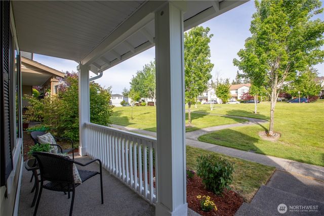 1775 Cadborough Lane, Dupont, WA 98327