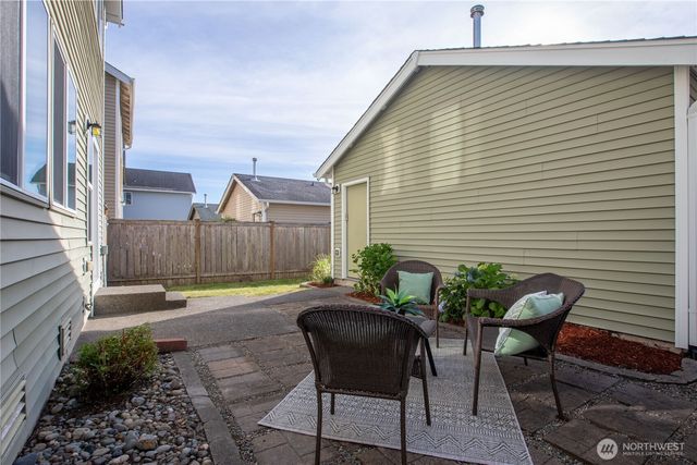 1775 Cadborough Lane, Dupont, WA 98327