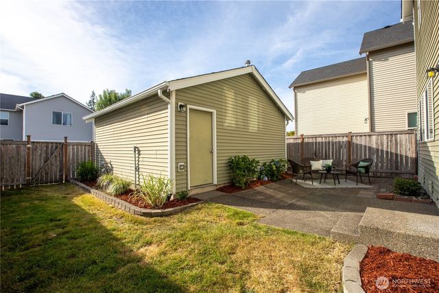 1775 Cadborough Lane, Dupont, WA 98327