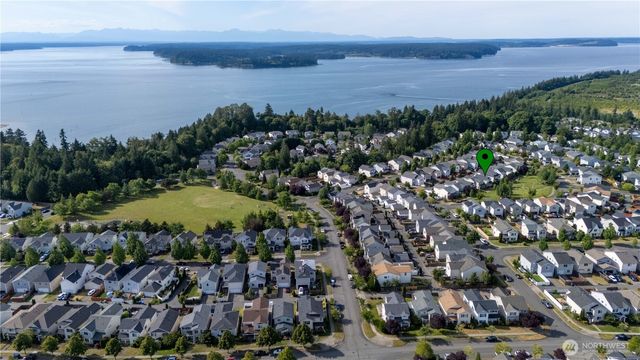 1775 Cadborough Lane, Dupont, WA 98327