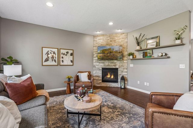 13816 Savanna Drive, Rogers, MN 55374