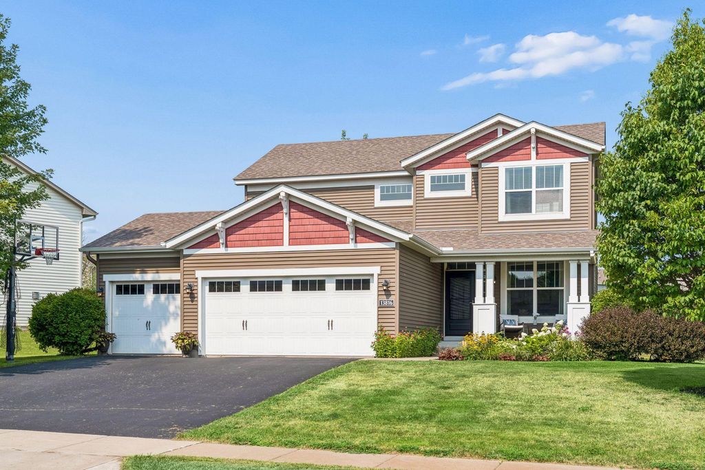 13816 Savanna Drive, Rogers, MN 55374