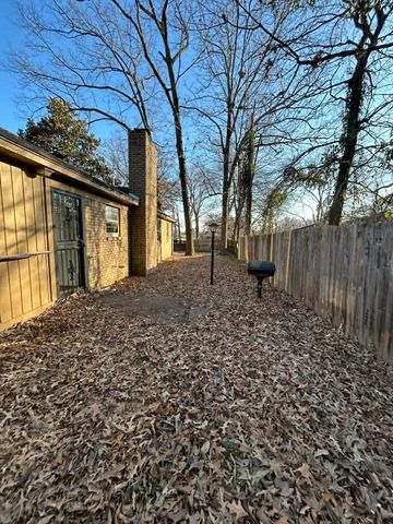 3279 HANNA DR, Memphis, TN 38128