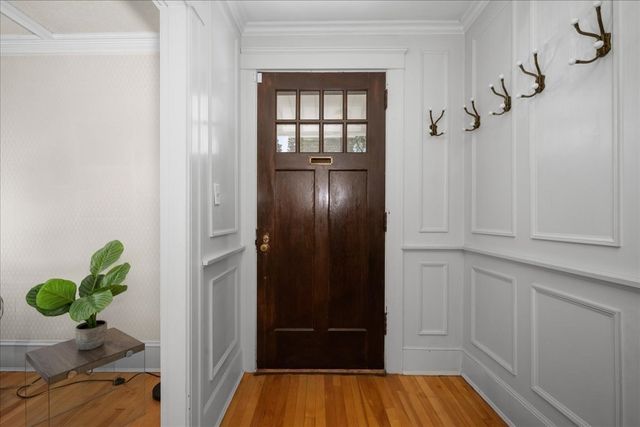 22 Vassar St, Worcester, MA 01602
