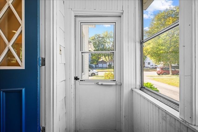 22 Vassar St, Worcester, MA 01602
