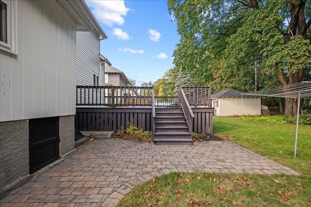 22 Vassar St, Worcester, MA 01602