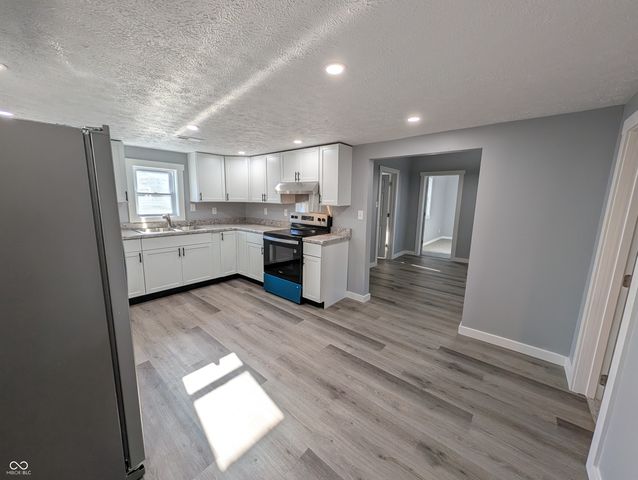 459 N Elliott Avenue, Martinsville, IN 46151