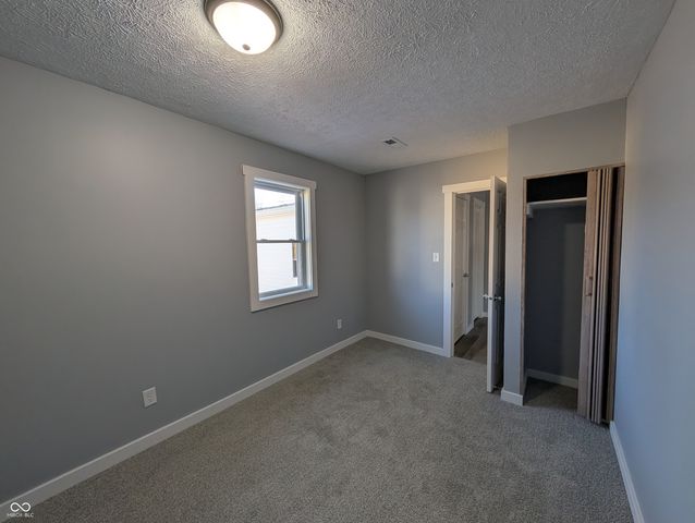 459 N Elliott Avenue, Martinsville, IN 46151