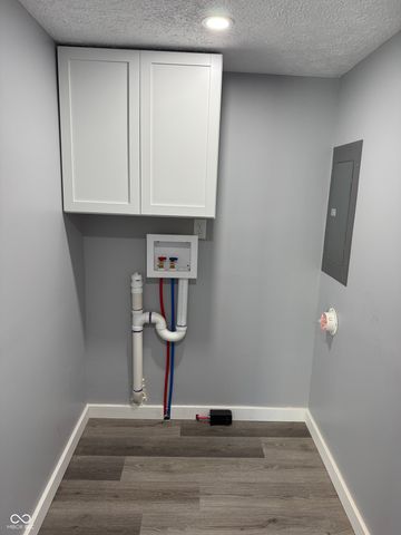 459 N Elliott Avenue, Martinsville, IN 46151