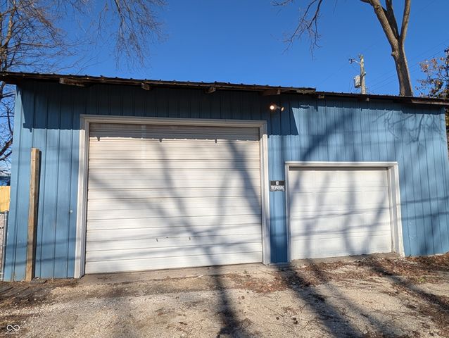 459 N Elliott Avenue, Martinsville, IN 46151