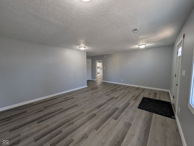 459 N Elliott Avenue, Martinsville, IN 46151