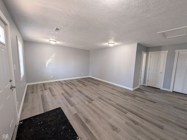 459 N Elliott Avenue, Martinsville, IN 46151