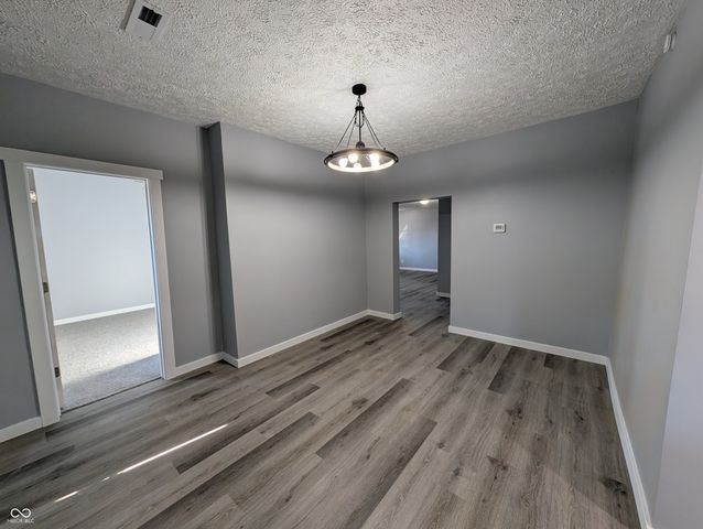 459 N Elliott Avenue, Martinsville, IN 46151