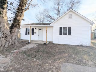 459 N Elliott Avenue, Martinsville, IN 46151
