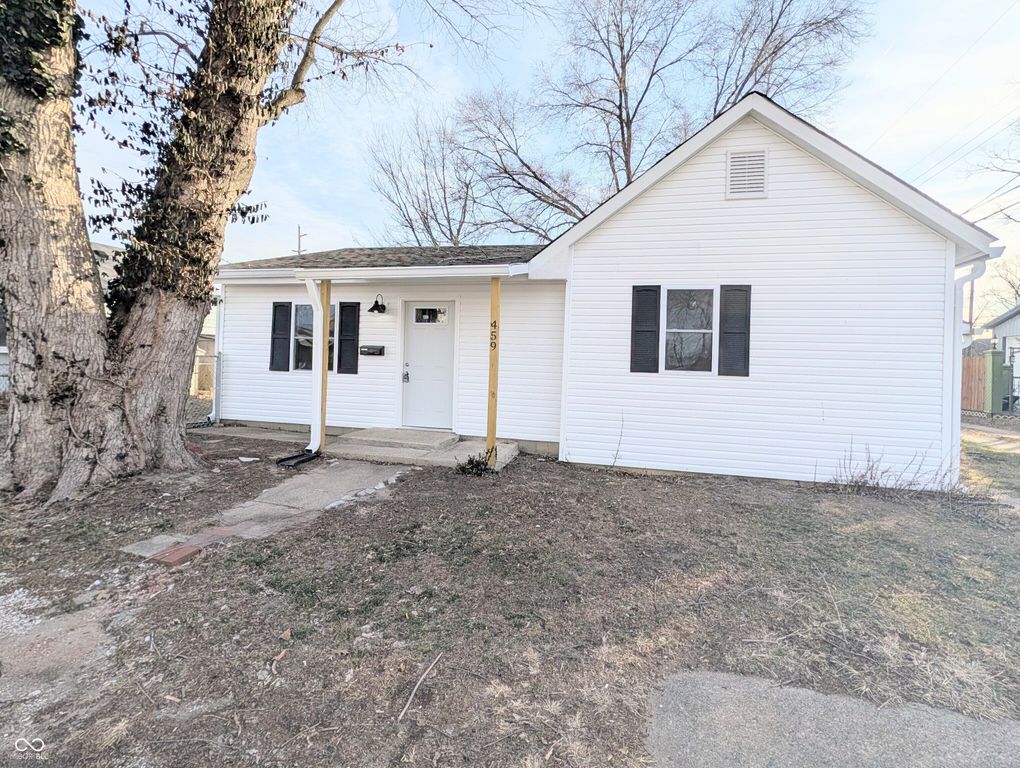 459 N Elliott Avenue, Martinsville, IN 46151