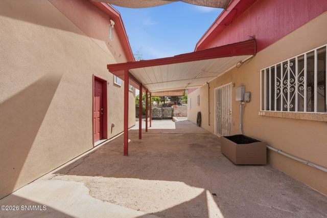 1600 Paxton Street, Las Cruces, NM 88001