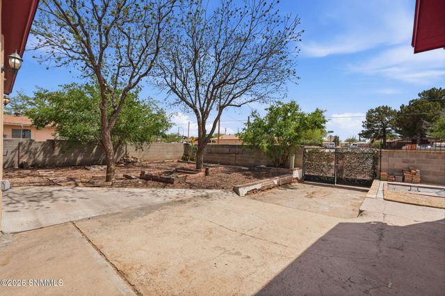 1600 Paxton Street, Las Cruces, NM 88001