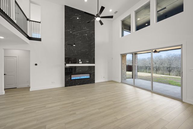 1228 Strait Lane, Burleson, TX 76028