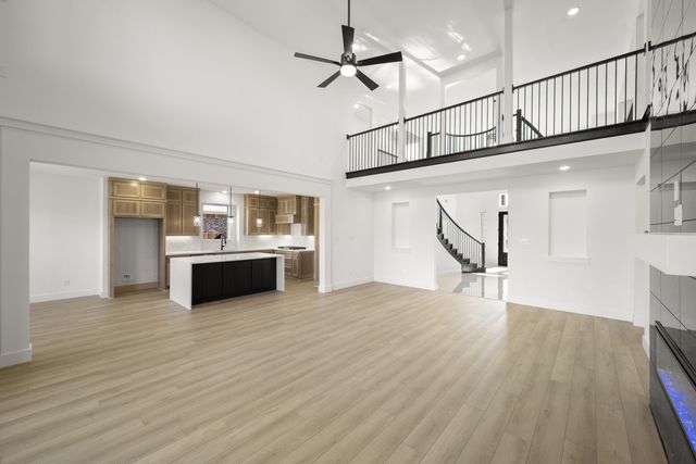 1228 Strait Lane, Burleson, TX 76028