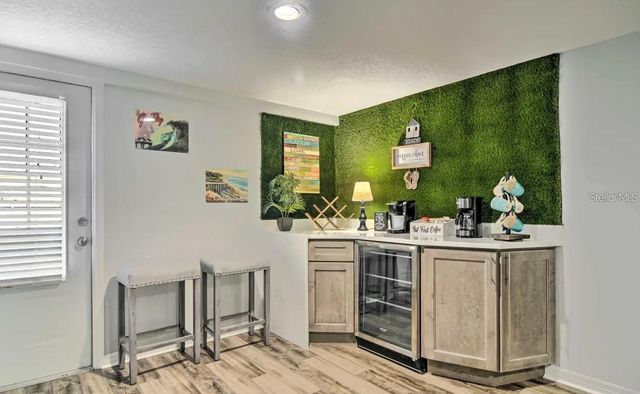 10569 86TH AVENUE, Seminole, FL 33772