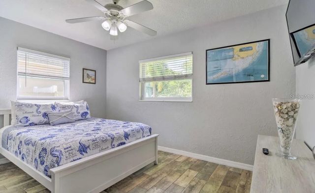 10569 86TH AVENUE, Seminole, FL 33772