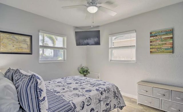 10569 86TH AVENUE, Seminole, FL 33772