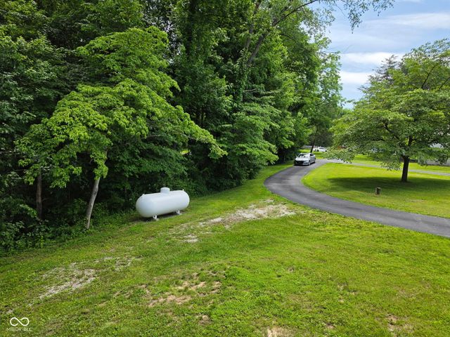 7000 Red Day Road, Martinsville, IN 46151