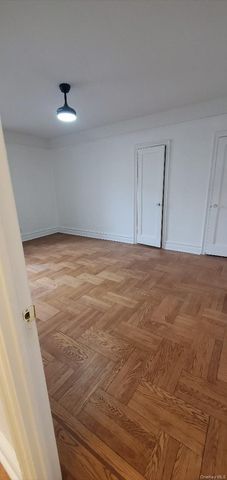 34-20 83rd Street 2-I, Jackson Heights, NY 11372