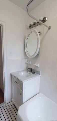 34-20 83rd Street 2-I, Jackson Heights, NY 11372