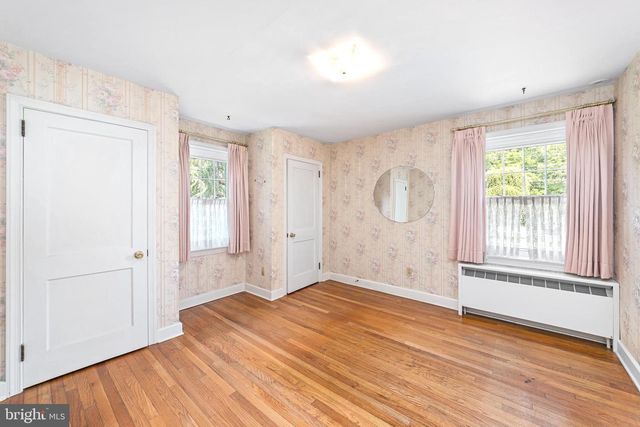 121 OAK DR, Lansdale, PA 19446