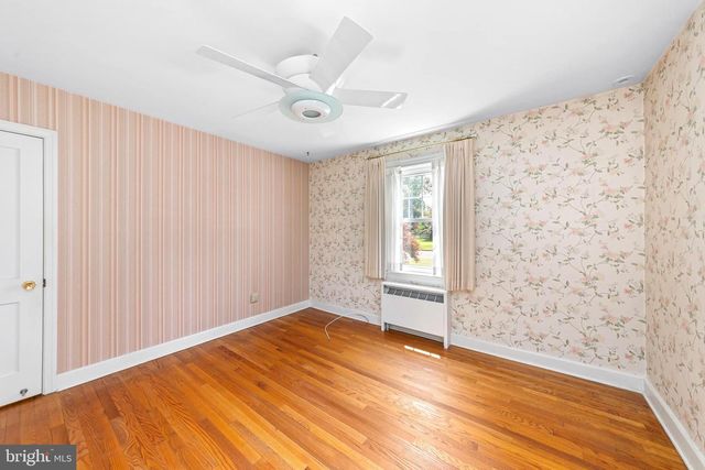 121 OAK DR, Lansdale, PA 19446