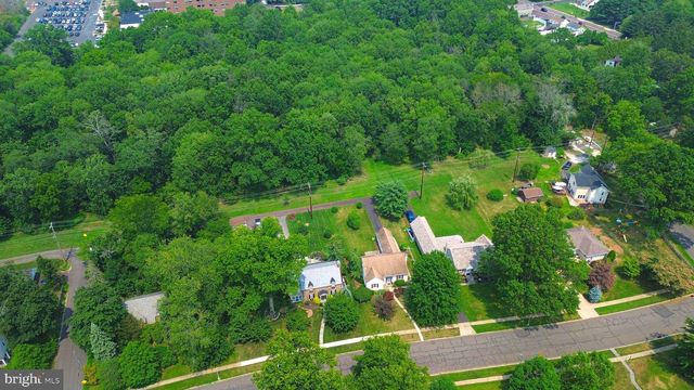 121 OAK DR, Lansdale, PA 19446