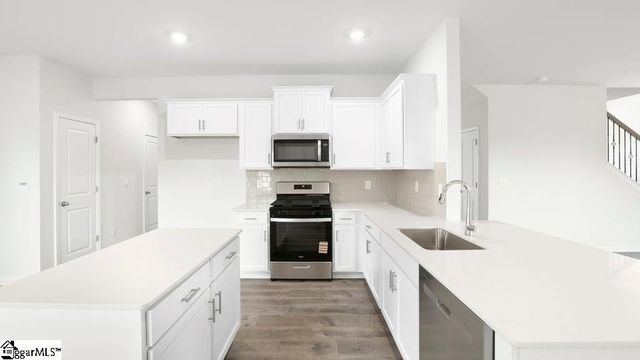 801 Honeybush Drive, Lyman, SC 29365
