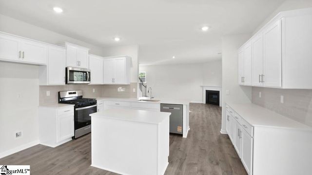 801 Honeybush Drive, Lyman, SC 29365