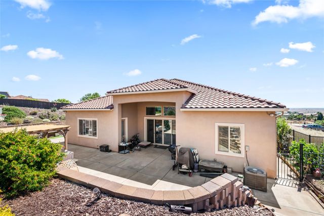 2137 Keystone Dr, El Dorado Hills, CA 95762