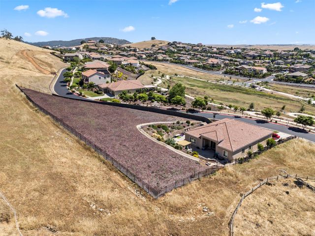 2137 Keystone Dr, El Dorado Hills, CA 95762