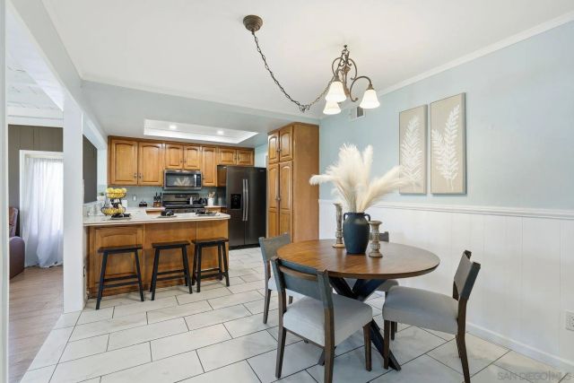 7001 Lemonwood Ln, Lemon Grove, CA 91945