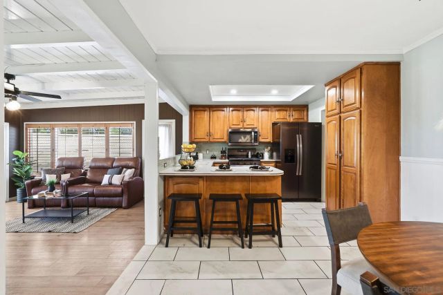 7001 Lemonwood Ln, Lemon Grove, CA 91945