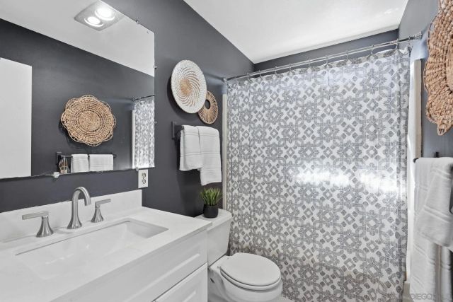 7001 Lemonwood Ln, Lemon Grove, CA 91945