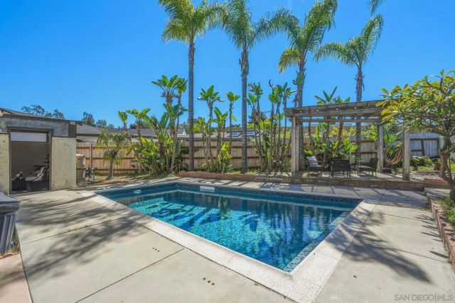 7001 Lemonwood Ln, Lemon Grove, CA 91945