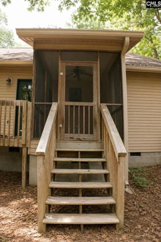 111 Lakeview Road, Eastover, SC 29044