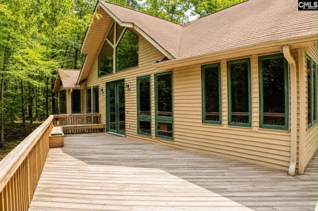 111 Lakeview Road, Eastover, SC 29044