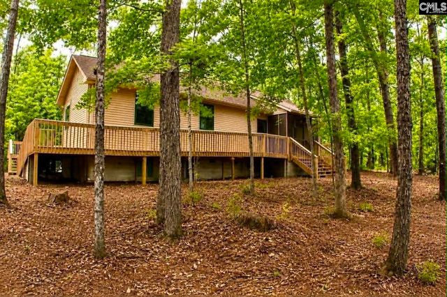 111 Lakeview Road, Eastover, SC 29044