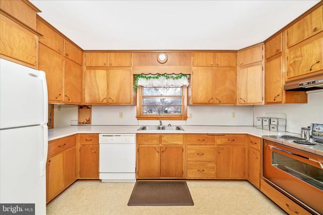 7914 EDGEWOOD FARM RD, Frederick, MD 21702