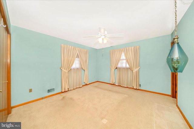 7914 EDGEWOOD FARM RD, Frederick, MD 21702