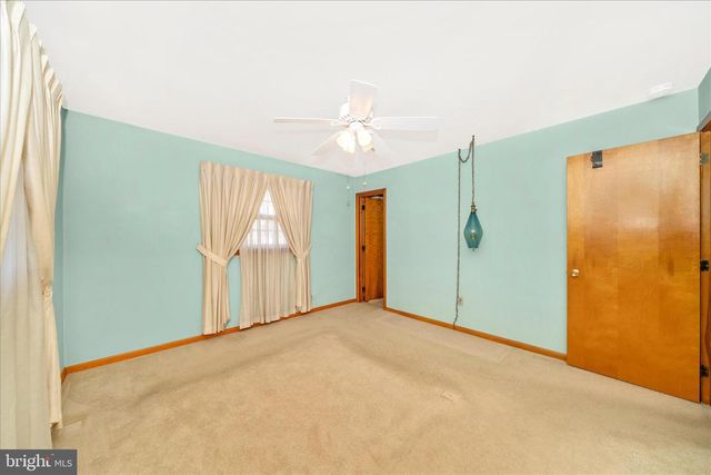 7914 EDGEWOOD FARM RD, Frederick, MD 21702