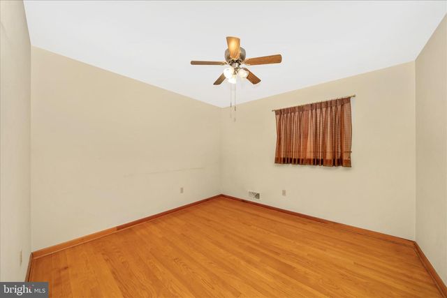 7914 EDGEWOOD FARM RD, Frederick, MD 21702