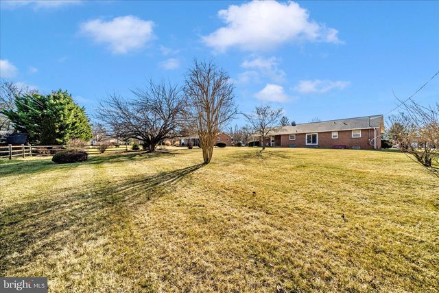 7914 EDGEWOOD FARM RD, Frederick, MD 21702