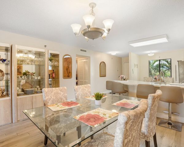 2334 S Cypress Bend Dr 302, Pompano Beach, FL 33069