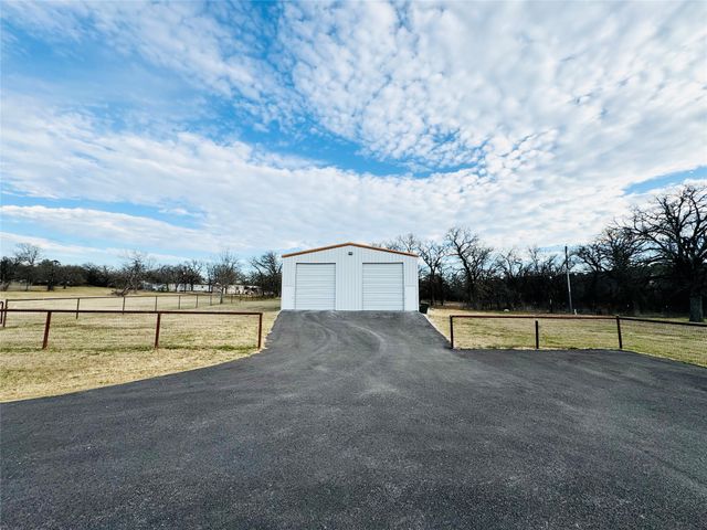 4895 Meadow Breeze Court, Fort Worth, TX 76140